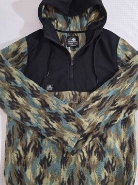 Lurking Class by Sketchy Tank Fuegoflage Camo 1/4 Zip Fleece Hoodie Jacket Men L